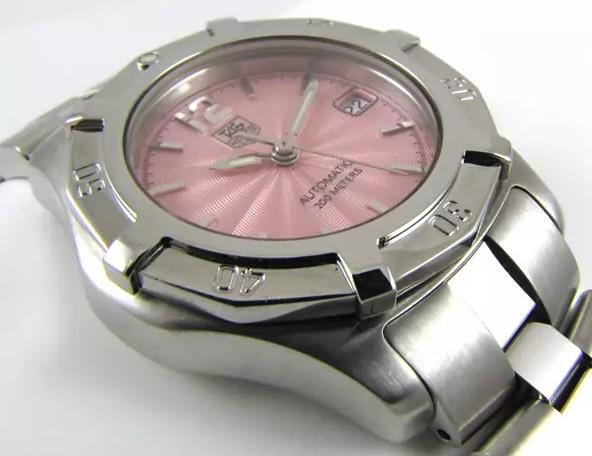 The stainless steel replica watches have pink dials.